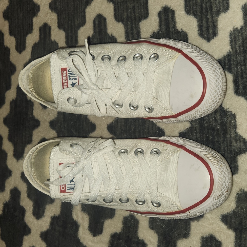 White converse size 7 (women)